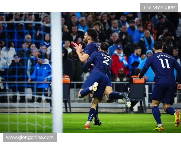 巴黎圣日耳曼足球俱乐部的崛起与未来发展潜力分析