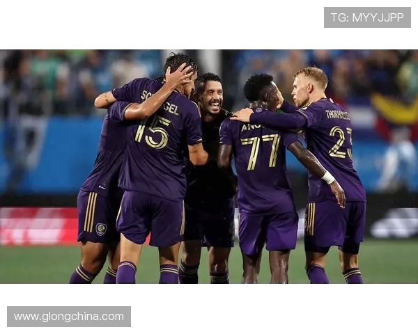 精彩对决激烈展开 全场比分瞬息万变 赛场风云变幻尽在其中