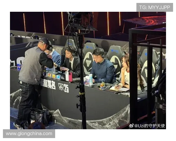 《探索S15英雄联盟赛季新变化与英雄调整深度解析》