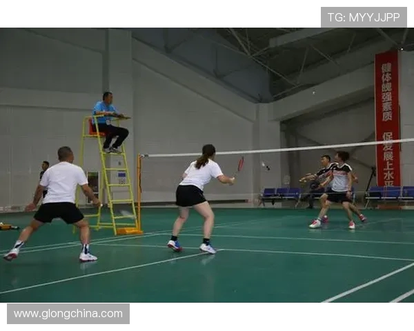 从零起步羽毛球比赛全方位技巧与经验分享指南