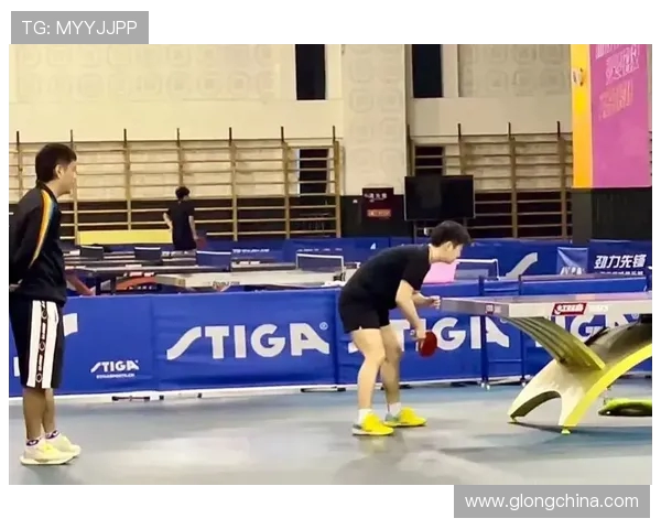 成都飞盘队在马拉松大满贯中的灵活性表现与战术分析