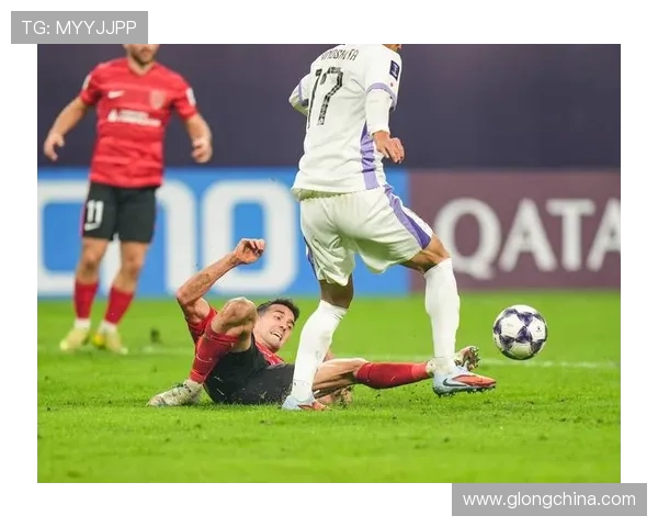 广岛三箭迎战浦和红钻争夺亚冠赛场荣耀与未来